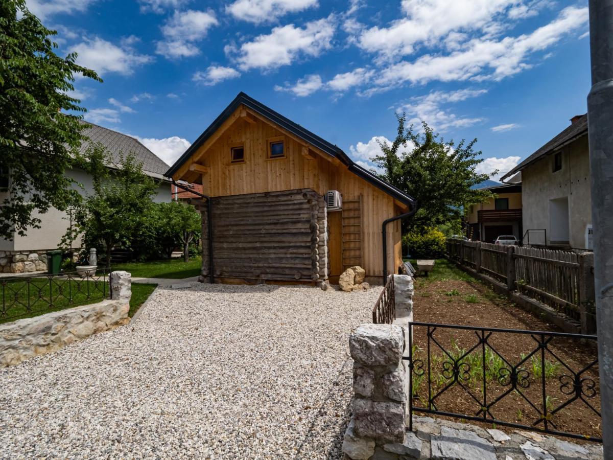 Chalet Sejalec Lesce  Eksteriør billede